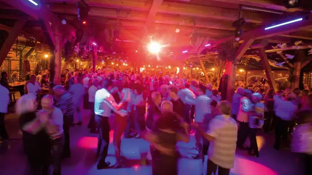 Unterhaltung & Tanz, 7 Tage die Woche im berühmten Haslinger Hof