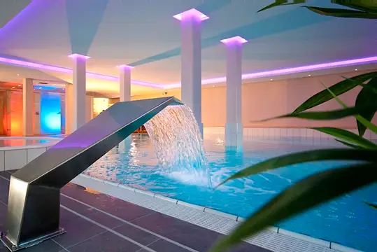 Schwimmbad Hotel St. Georg