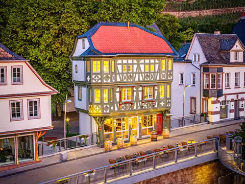 Ihr Domizil – das Brückenhaus mit der Schwedenkugel