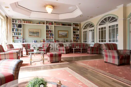 Hotel Hohe Wacht Lobby