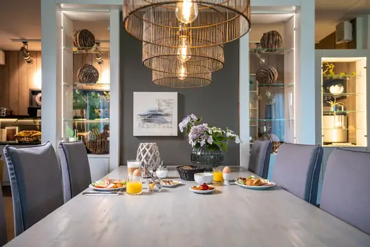 Genussvoller Start am vielfältigen Frühstücksbuffet