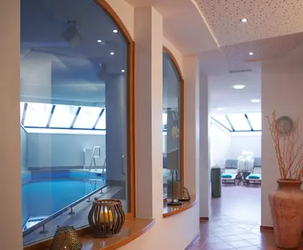 Wellnessbereich, Schwimmbad