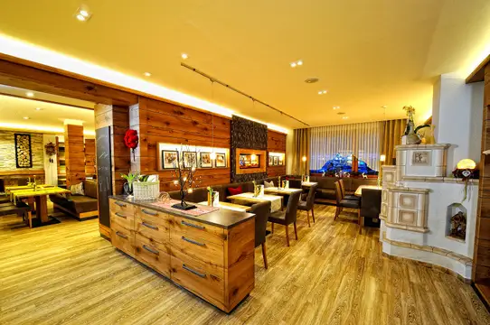 Talblick Oberkollwangen Kaminlounge