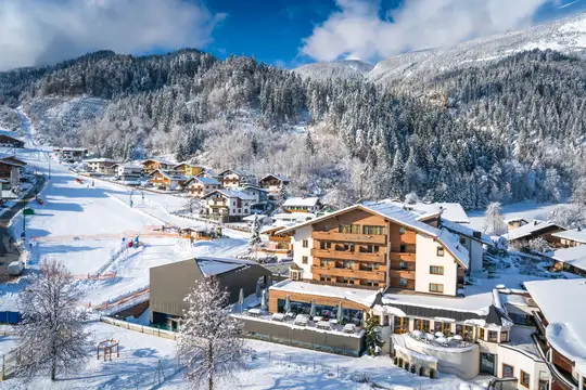 Luftansicht Hotel Schwarzbrunn