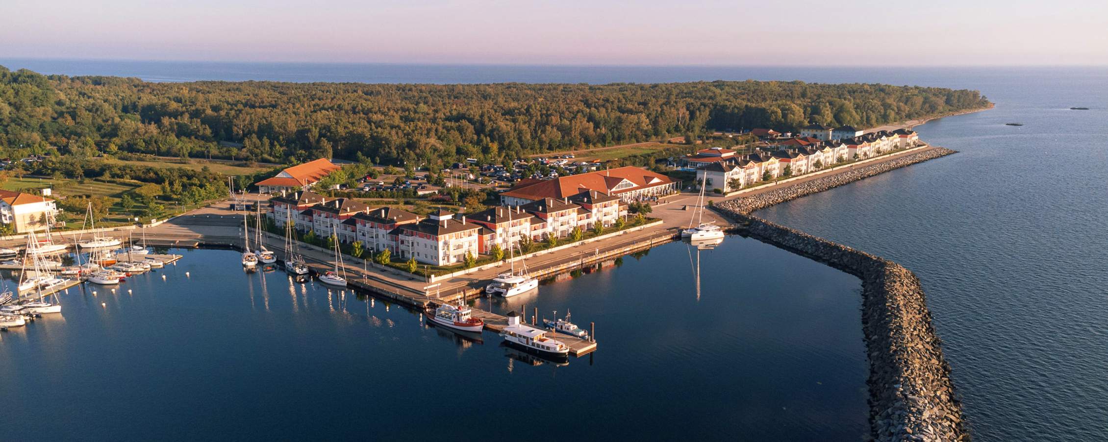BEECH Resort Boltenhagen – Heimathafen direkt an der Ostsee