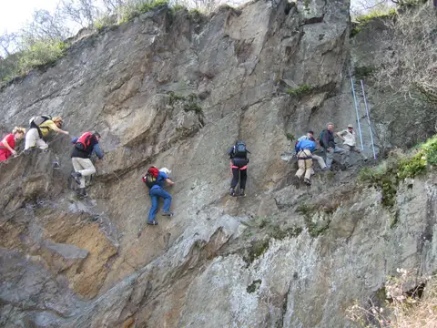 Kletterer im Mittelrhein Klettersteig