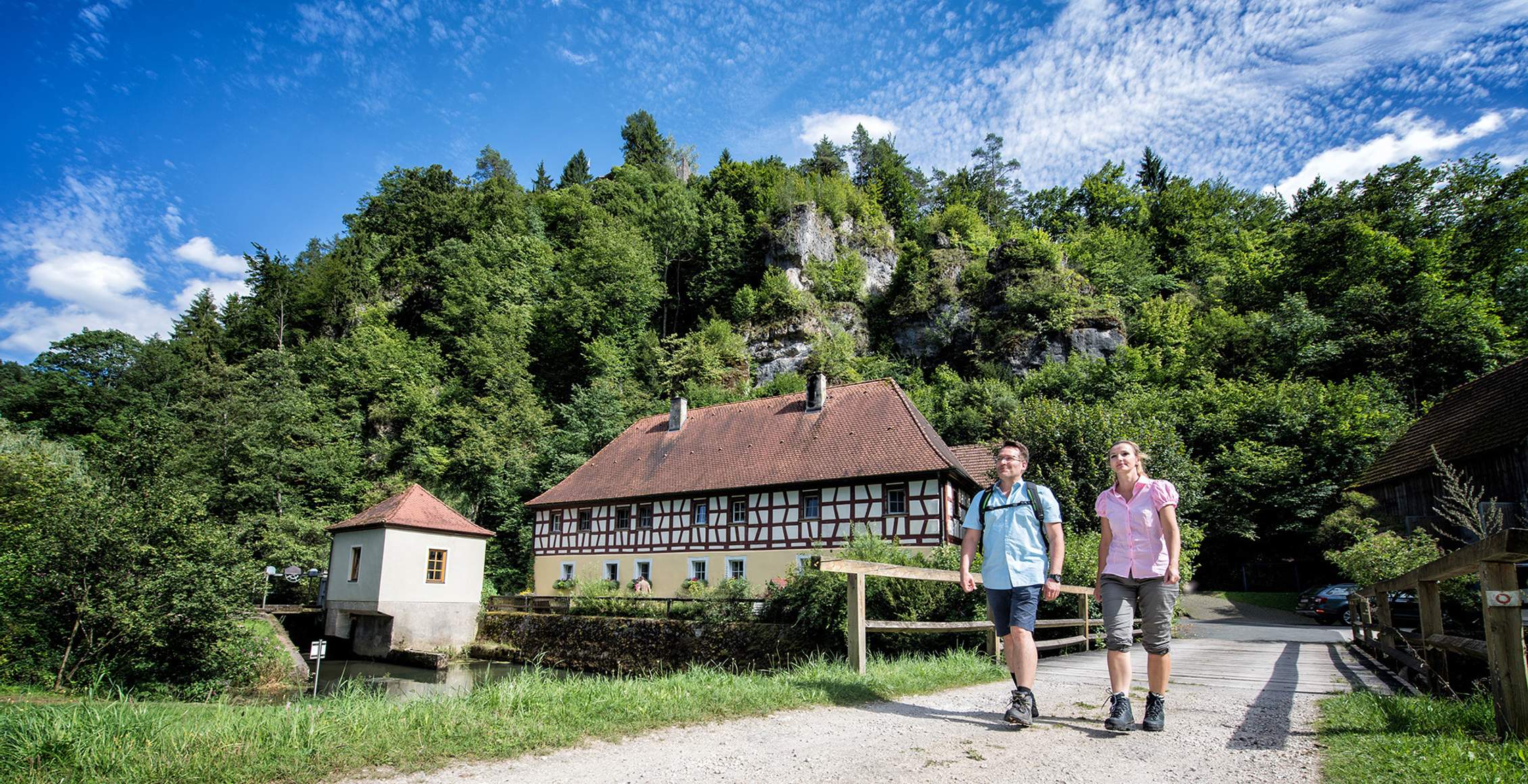 Fränkische Schweiz - Land der Burgen Höhlen und Genüsse