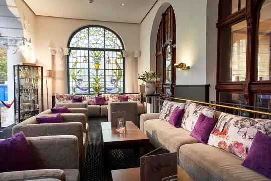 Wintergarten Lounge