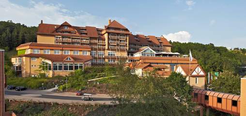 Das Hotel Rodenberg hoch über dem Fuldatal