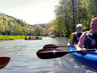 Kanuten auf der Wiesent