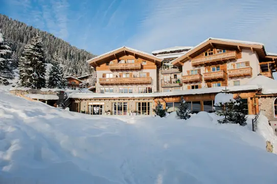 Frontansicht Hotel