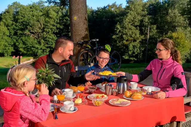 Frühstück mit der Familie