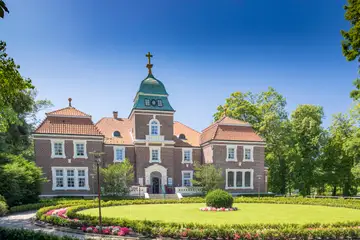 Sielhof-Schlösschen im Sommer