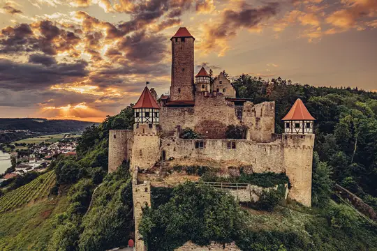 Blick auf die Burg Hornberg