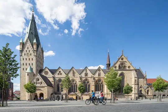 Der Paderborner Dom in der Urlaubsregion Teutoburger Wald