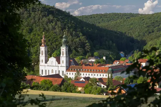 Kloster Pielenhofen im Naabtal