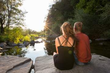 Abendstimmung am Fluss Wiese