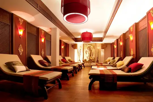 KINNAREE Spa & Beauty