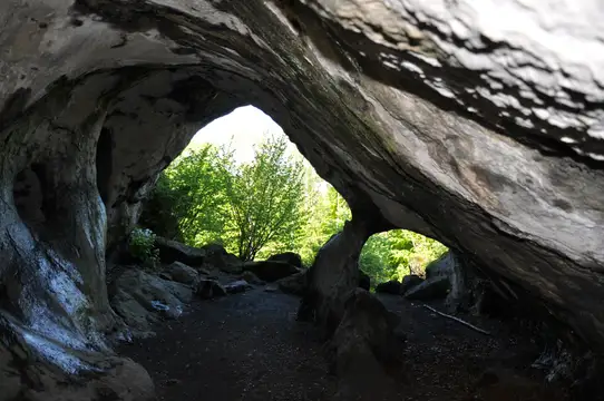 Höhlenruine Quackenschloss