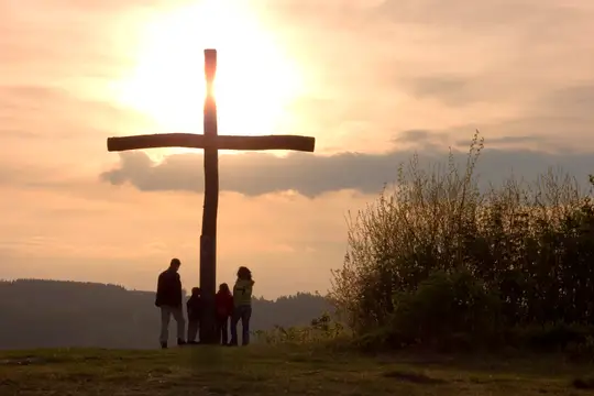 Ausblicke vom Gipfelkreuz
